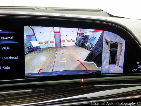 Used 2021 Cadillac Escalade ESV Premium Luxury w/ Driver Assist Tech Package AWD/4WD image 19