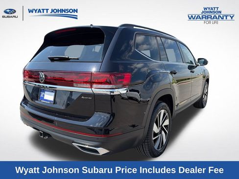 Used 2025 Volkswagen Atlas SE AWD/4WD image 7