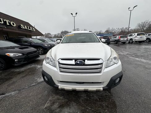 Used 2013 Subaru Outback 3.6R Limited image 10
