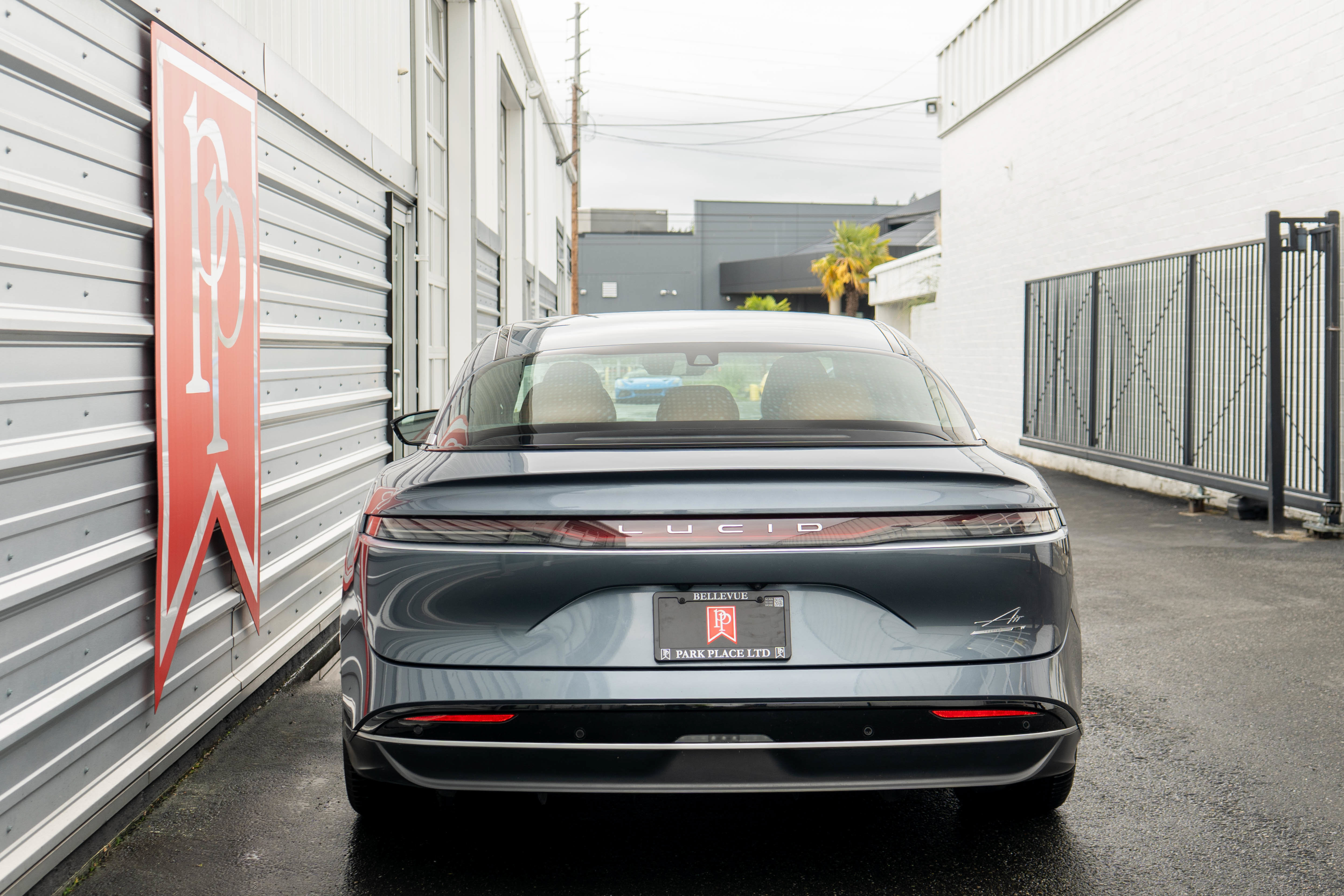 Used 2024 Lucid Air Touring AWD/4WD image 38