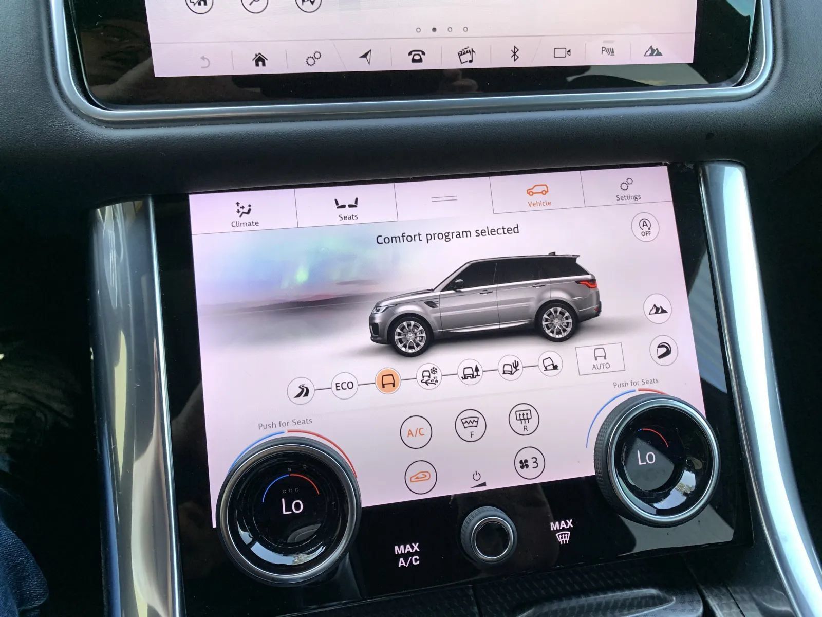 Used 2019 Land Rover Range Rover Sport Supercharged AWD/4WD image 18