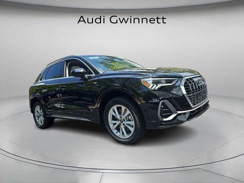 New 2025 Audi Q3 2.0T Premium Plus w/ Premium Plus Package image 3