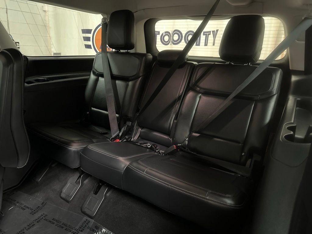 Used 2025 Ford Expedition Max Platinum AWD/4WD image 22