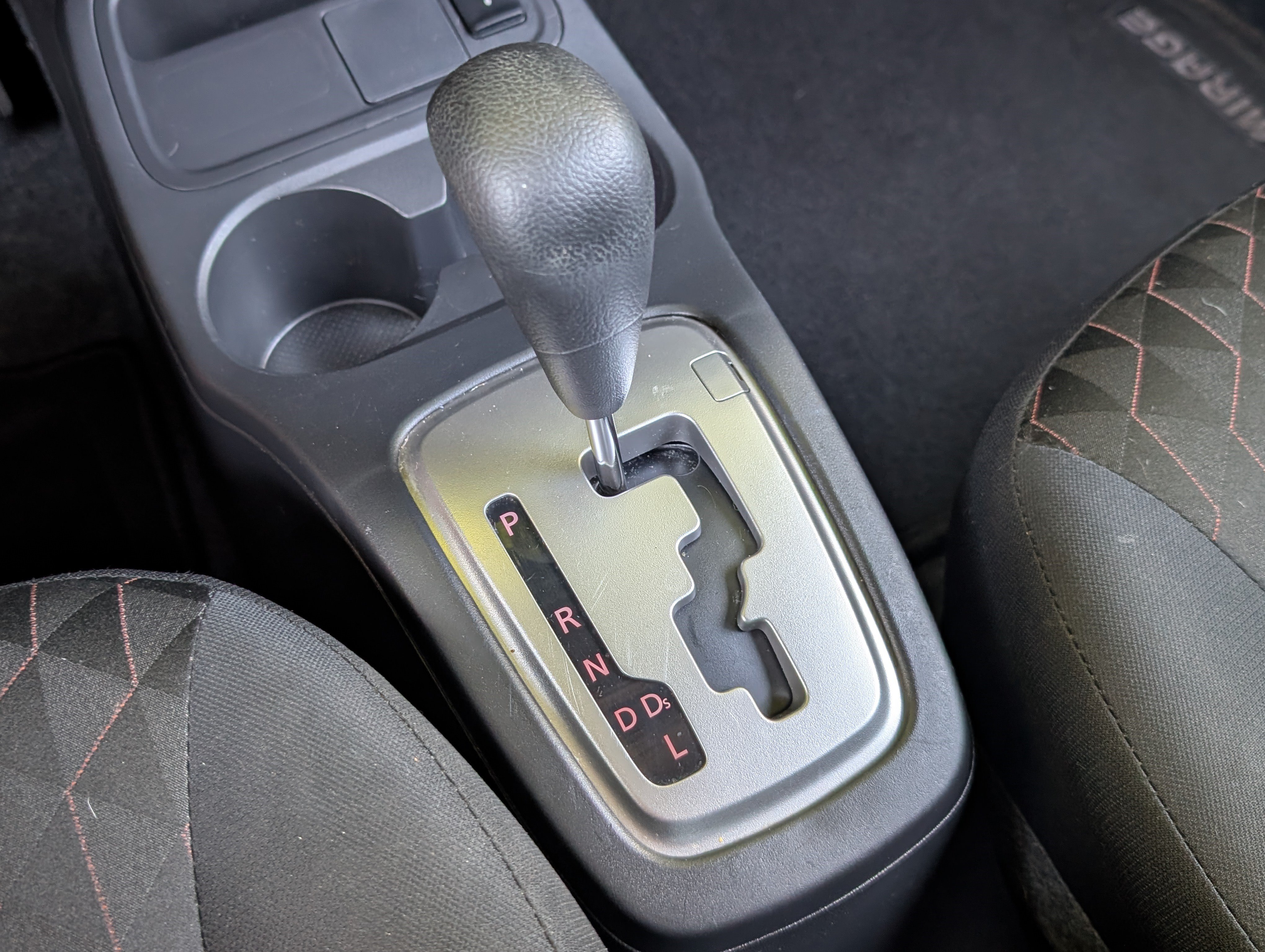 Used 2024 Mitsubishi Mirage ES FWD image 29