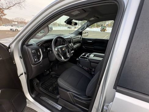 Used 2020 Chevrolet Silverado 1500 LT RWD image 10