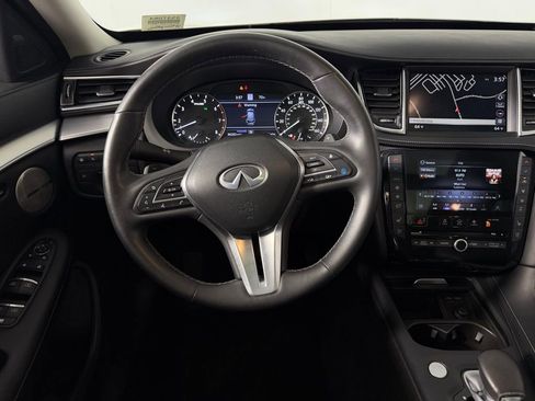 Used 2022 INFINITI QX50 Essential image 14