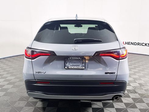 Used 2024 Honda HR-V Sport image 4