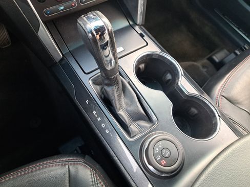 Used 2016 Ford Explorer Sport image 26