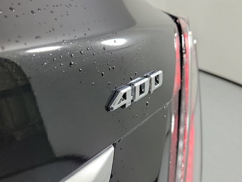 Certified 2023 Cadillac XT5 Sportv w/ Platinum Package AWD/4WD image 7