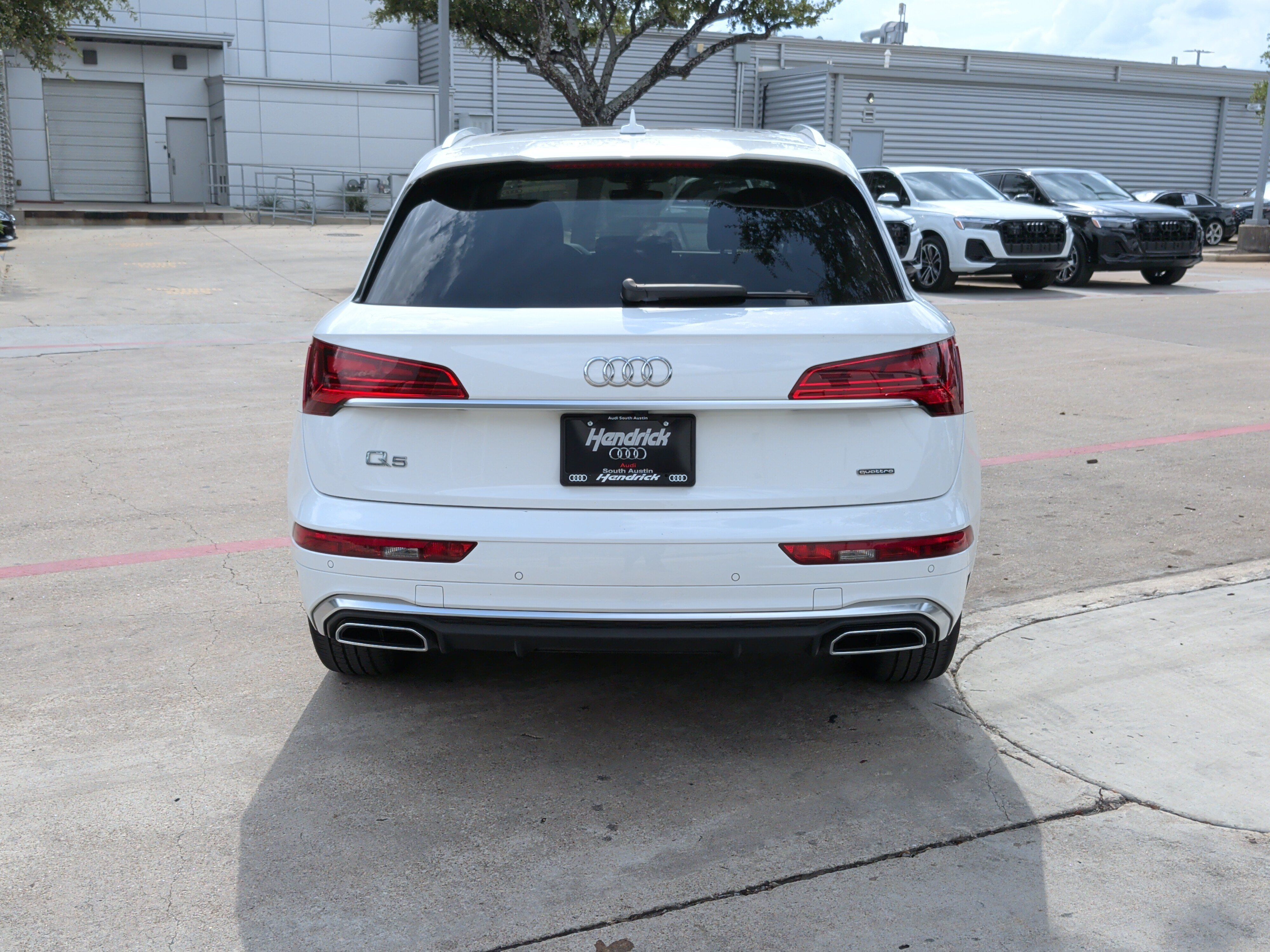 Certified 2023 Audi Q5 2.0T Premium w/ Convenience Package AWD/4WD image 9