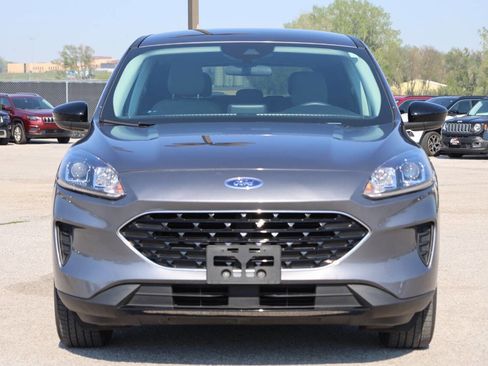 Used 2021 Ford Escape SE w/ SE Sport Appearance Package AWD/4WD image 2