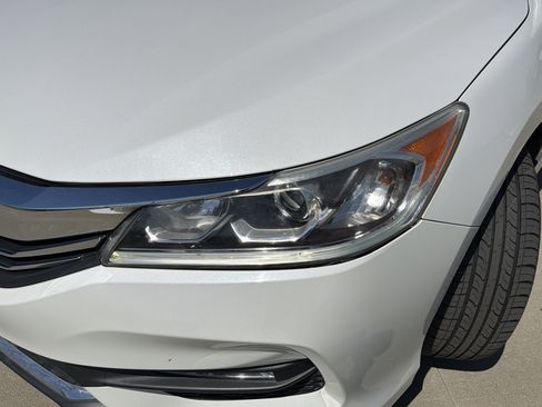 Used 2016 Honda Accord EX-L image 6