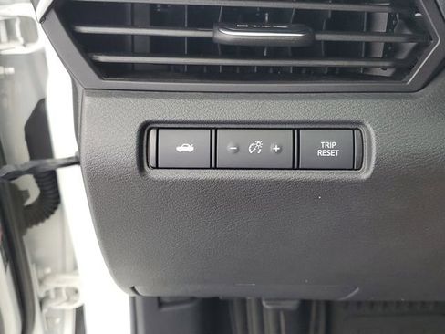Used 2021 Nissan Altima 2.5 SR FWD image 31