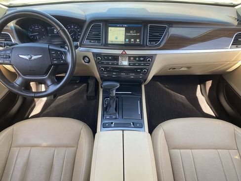 Used 2018 Genesis G80 3.8 RWD image 14