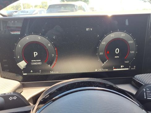 Used 2025 Nissan Kicks SR AWD/4WD image 15