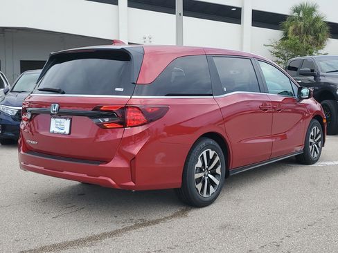 New 2026 Honda Odyssey EX-L image 4