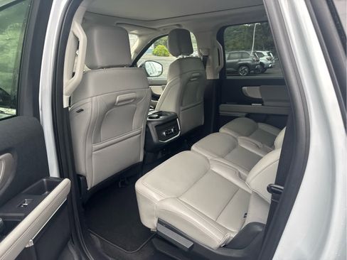 Used 2025 Ford Expedition Max Active image 10