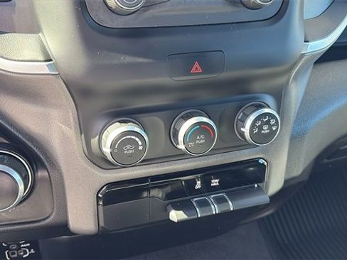 Used 2021 RAM 1500 Big Horn image 16