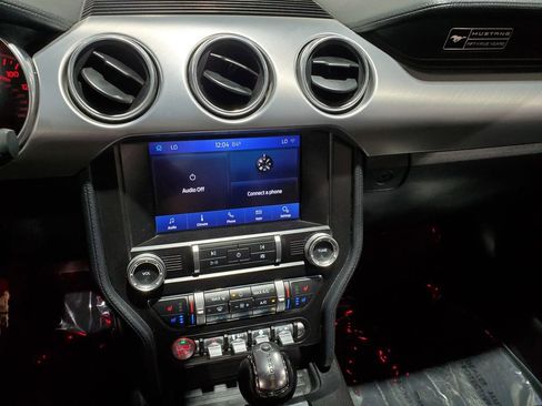 Used 2020 Ford Mustang Premium RWD image 21