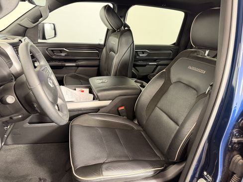 Used 2024 RAM 1500 Laramie AWD/4WD image 13