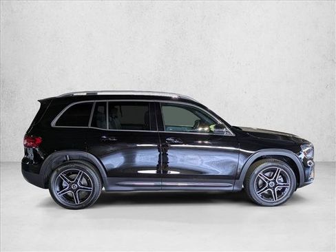 Used 2026 Mercedes-Benz GLB 250 image 7