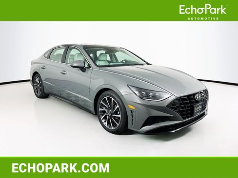 Used 2022 Hyundai Sonata Limited w/ Preferred Accessory Package image 1