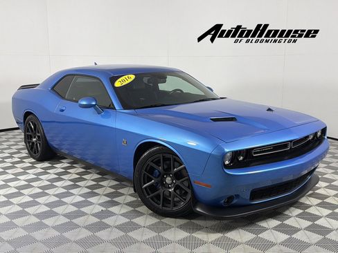 Used 2016 Dodge Challenger R/T Scat Pack w/ Leather Interior Group image 1