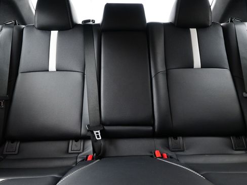 Used 2025 Toyota Camry SE image 16