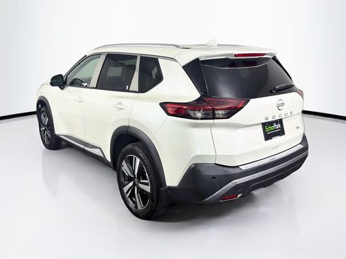 Used 2023 Nissan Rogue SL FWD image 5
