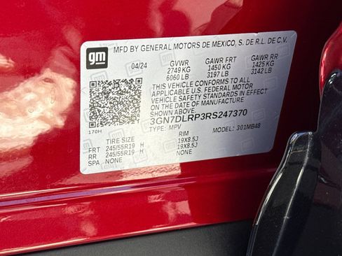 Used 2024 Chevrolet Equinox EV LT w/ Active Safety Package 3 FWD image 40