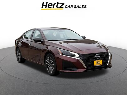 Used 2025 Nissan Altima 2.5 SV