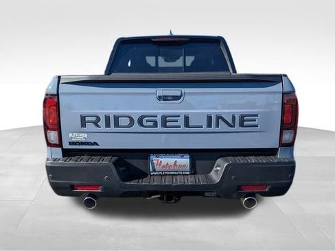New 2026 Honda Ridgeline Black Edition image 8