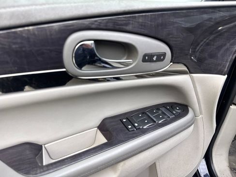 Used 2016 Buick Enclave Leather AWD/4WD image 32