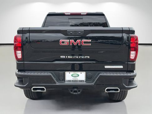 Used 2025 GMC Sierra 1500 Elevation w/ Elevation Premium Package image 4