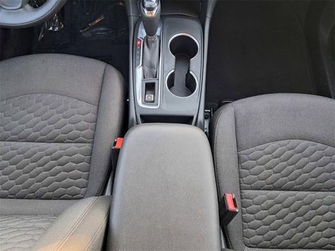 Used 2020 Chevrolet Equinox LT image 17