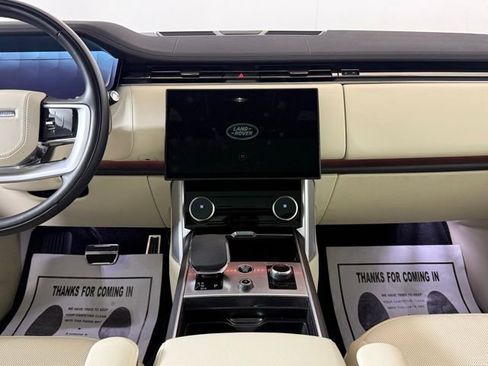 Certified 2023 Land Rover Range Rover SE image 25