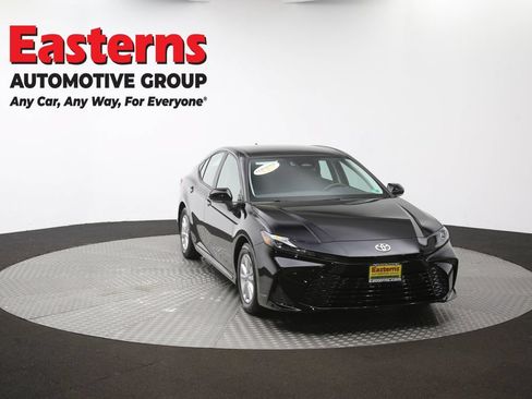 Used 2025 Toyota Camry LE FWD image 49