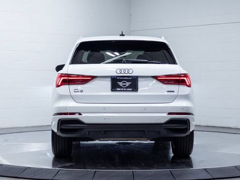 Used 2024 Audi Q3 2.0T Premium AWD/4WD image 7