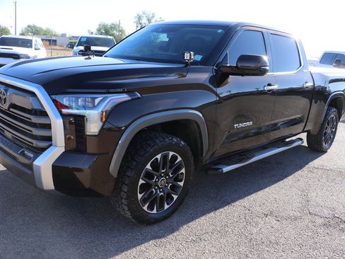 Used 2022 Toyota Tundra Limited AWD/4WD image 3