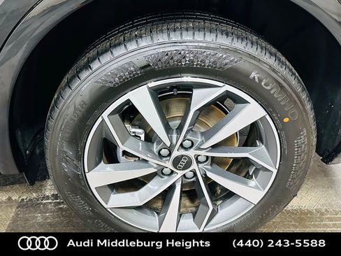 Certified 2023 Audi Q5 2.0T Premium w/ Convenience Package image 34