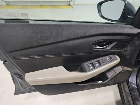 Certified 2023 Honda Accord EX image 10