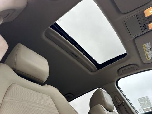 Used 2021 Honda CR-V Touring image 18