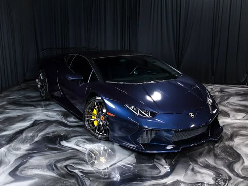 Used 2017 Lamborghini Huracan LP 580-2 RWD image 13