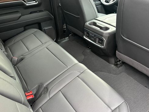 Used 2024 GMC Sierra 1500 Denali w/ Technology Package image 17