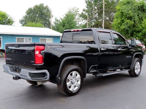 Used 2020 Chevrolet Silverado 2500 LTZ image 6