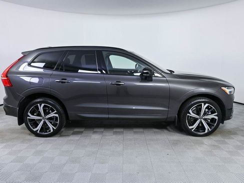Used 2024 Volvo XC60 B5 Ultimate AWD/4WD image 29