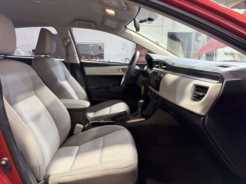 Used 2015 Toyota Corolla LE image 27