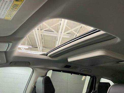 Certified 2025 Honda Odyssey Touring image 33