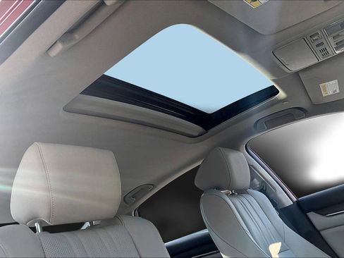 Used 2020 Honda Accord Touring image 27