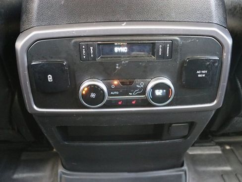 Used 2019 Ford Expedition Max Platinum image 13